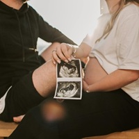 ΠΡΟΕΚΛΑΜΨΙΑ: Πώς αντιμετωπίζεται; Ποιες γυναίκες κινδυνεύουν; Υπάρχει πρόληψη;